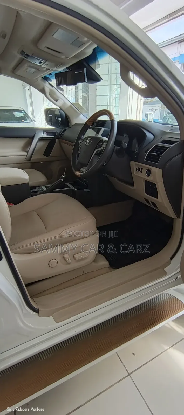 Toyota Land Cruiser Prado 2019 White