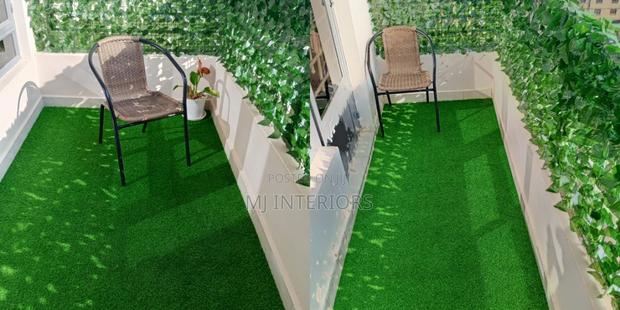 Artificial Lawn Flooring for Elegant Outdoor Environments