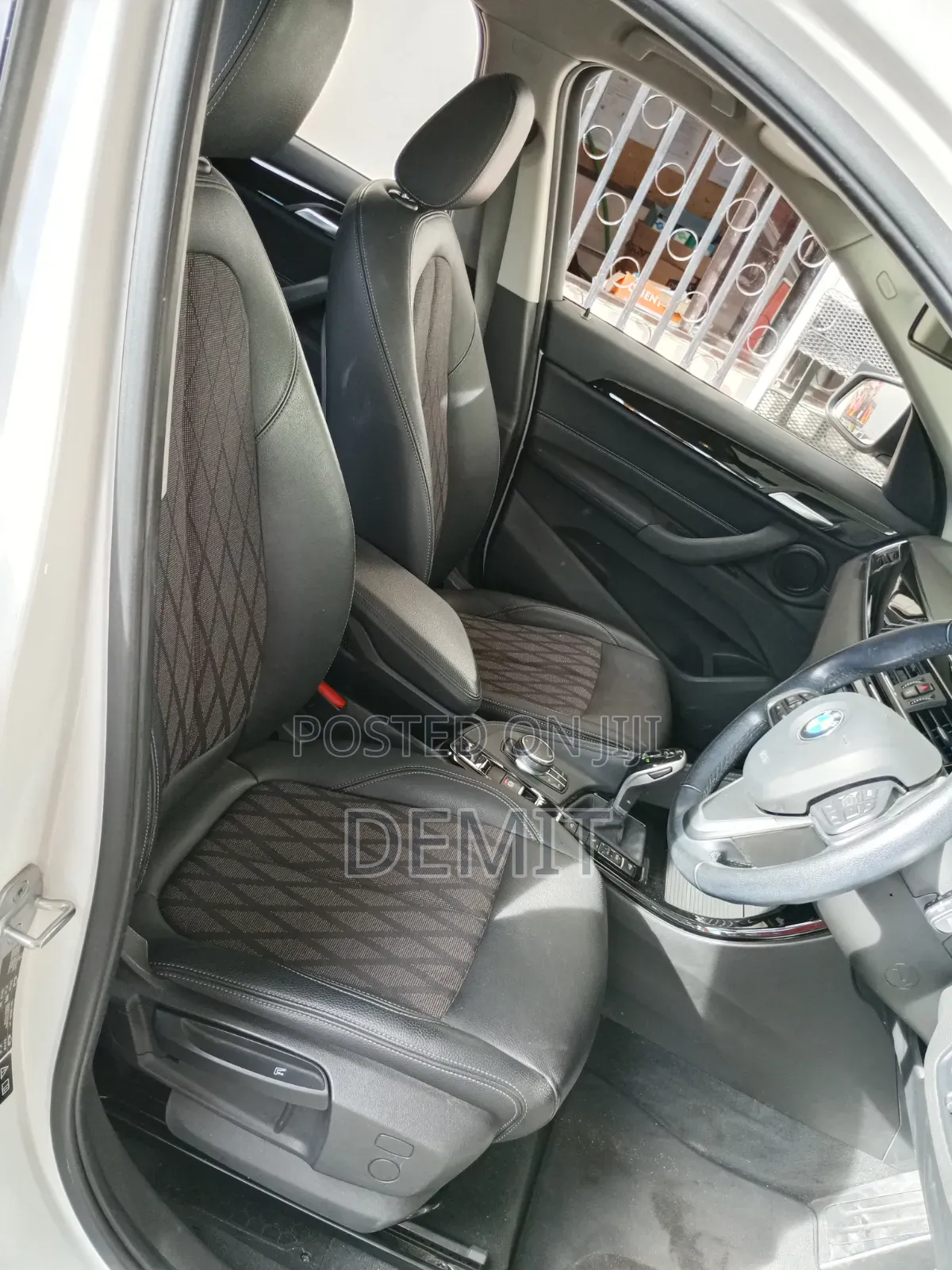 BMW X1 xDrive28i AWD 2019 Pearl