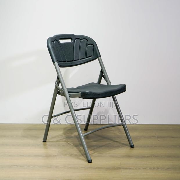 Foldable Plastic Chair - thumbnail 9