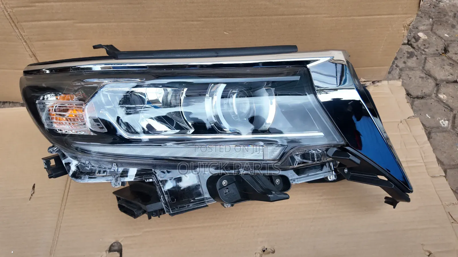 Landcruiser Prado 2019 RHS Headlight