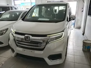 Honda Stepwgn 2019 Pearl