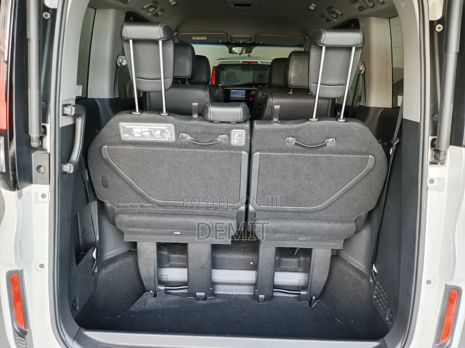 Honda Stepwgn 2019 Pearl