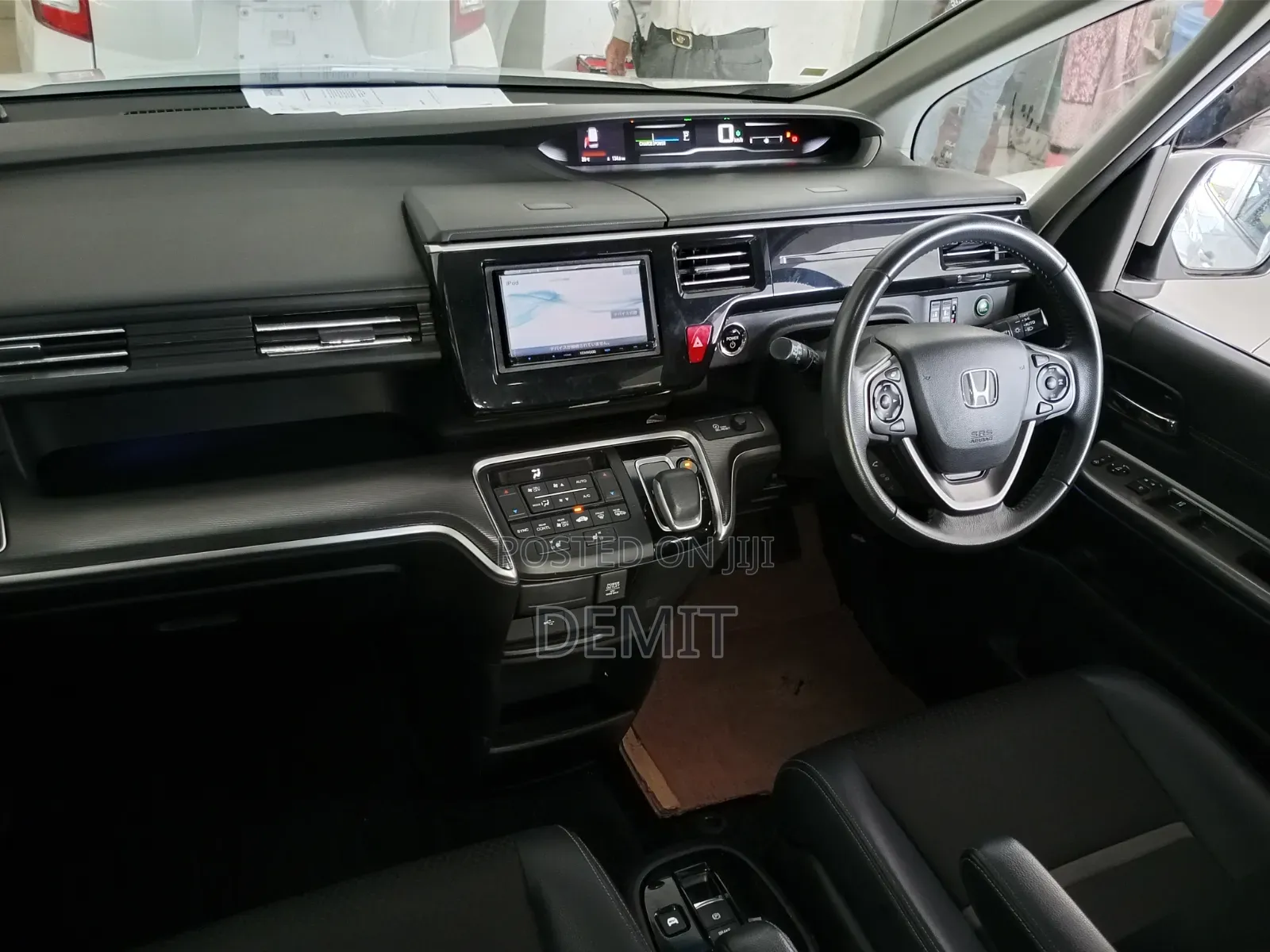 Honda Stepwgn 2019 Pearl