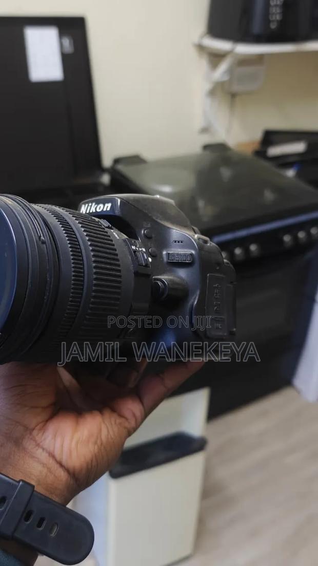 Nikon DSLR Camera + Sigma 18-250mm Lens - thumbnail 3