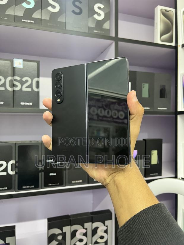 Samsung Galaxy Z Fold4 256 GB Black - thumbnail 2