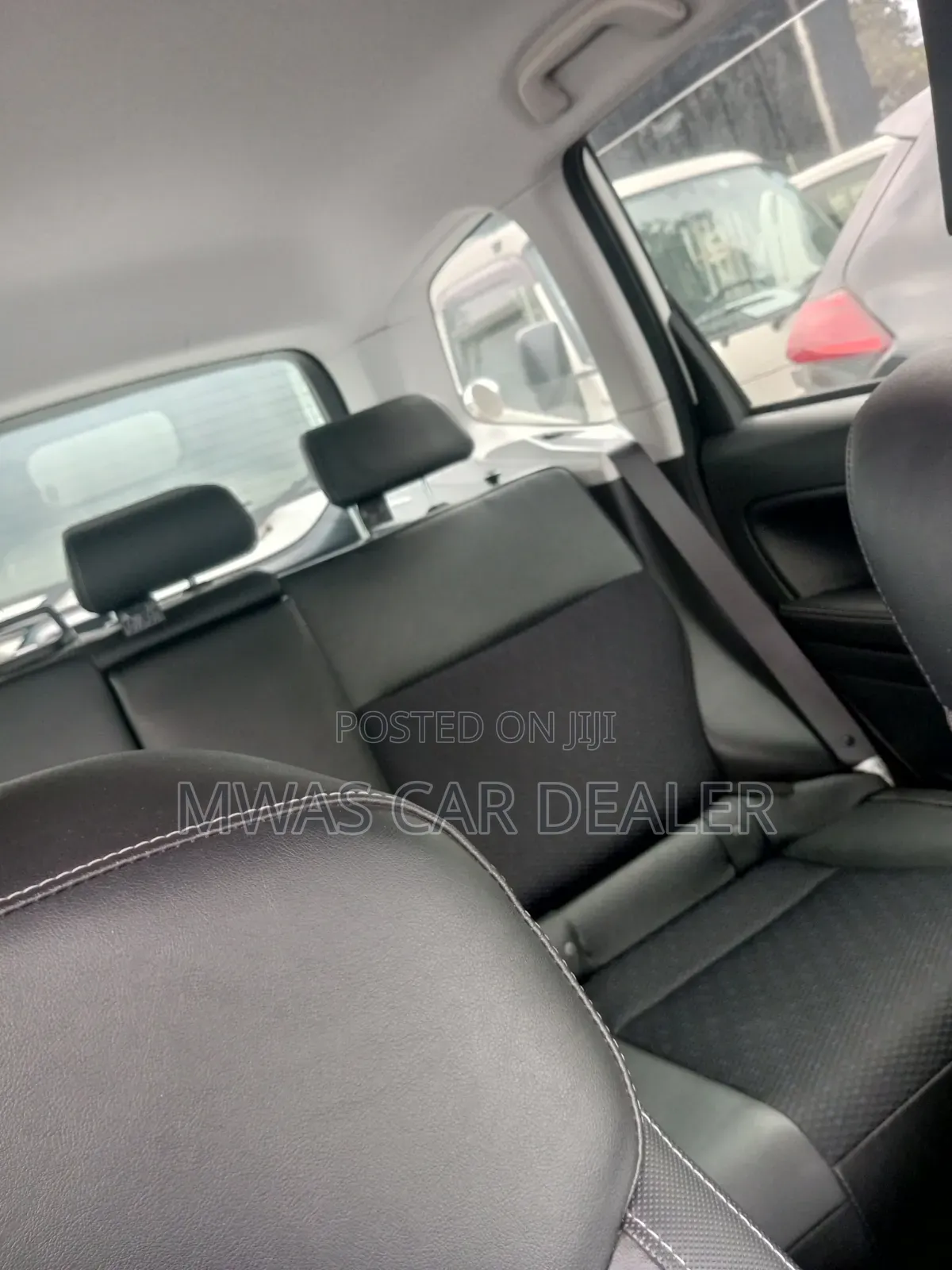 Subaru Forester 2018 White