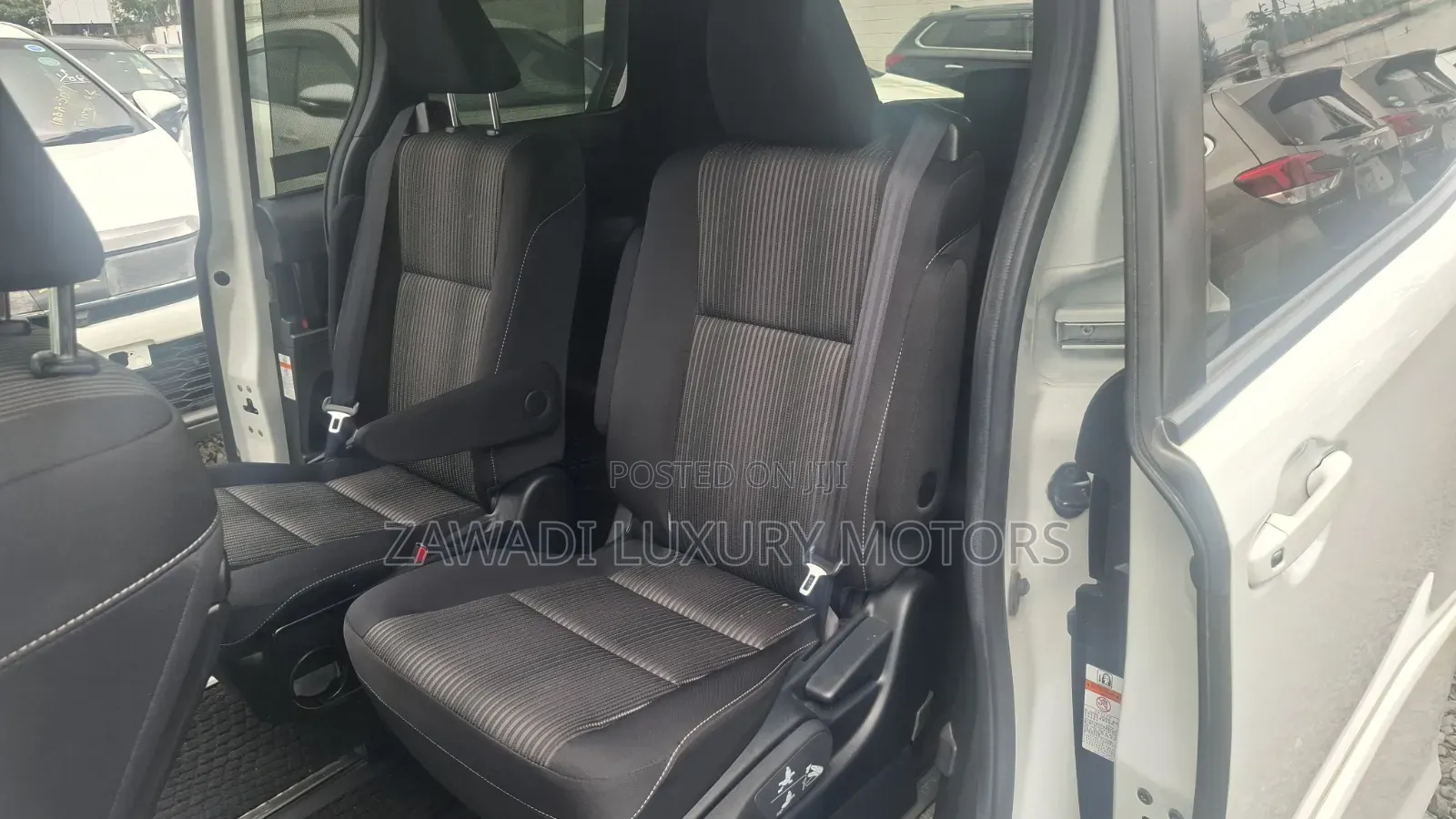 Toyota Voxy 2019 White