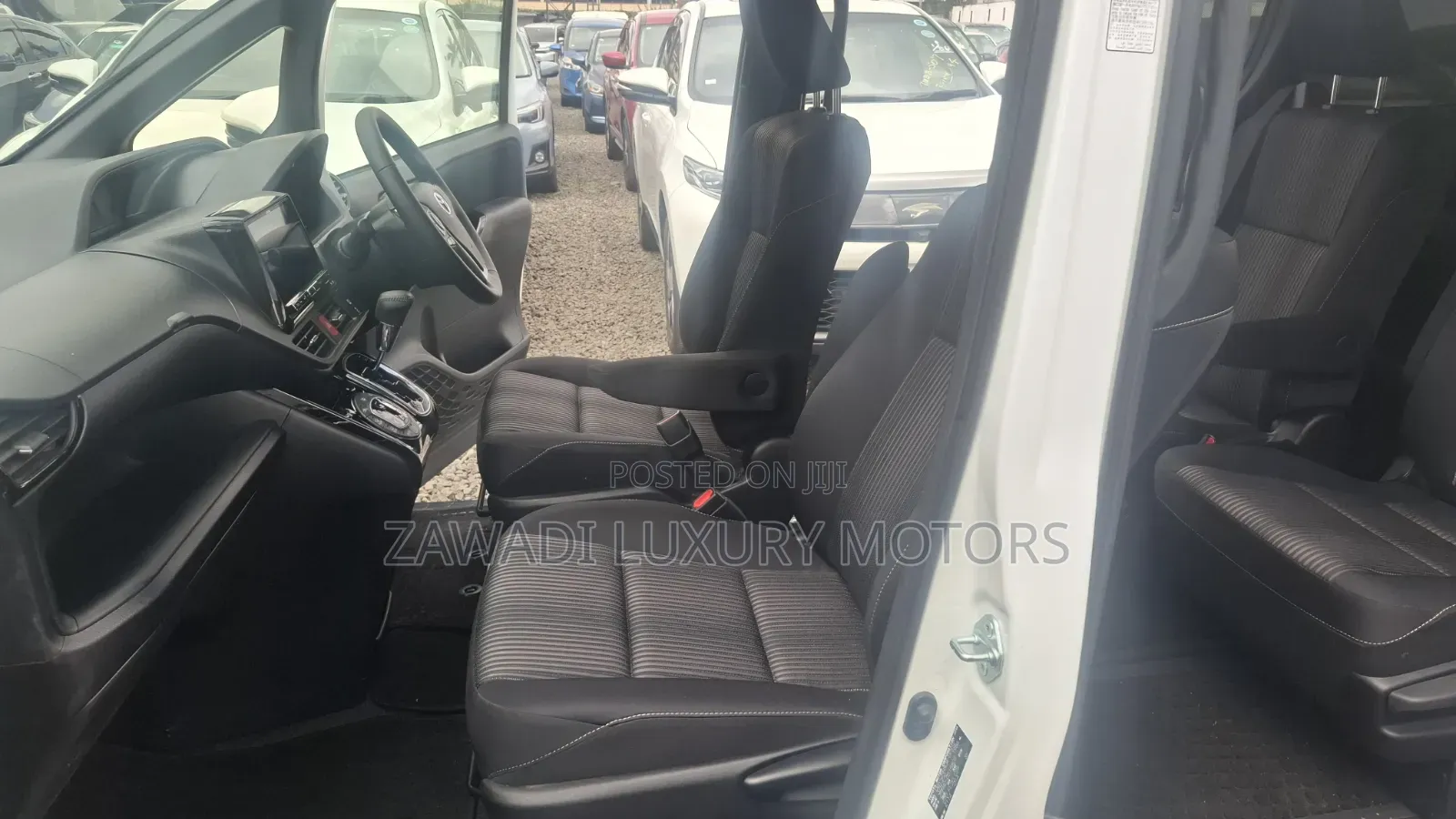 Toyota Voxy 2019 White