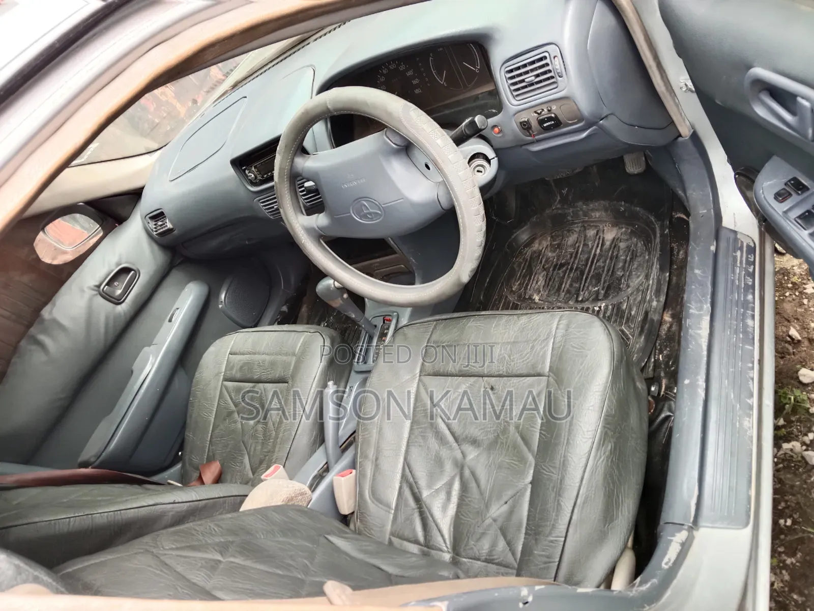 Toyota Corolla 1999 Silver