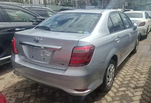 Toyota Axio 1.5 Hybrid 2WD 2020 Silver