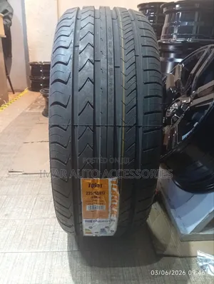Torque Tq901 225/55r17 101w Xl High Performance Tire