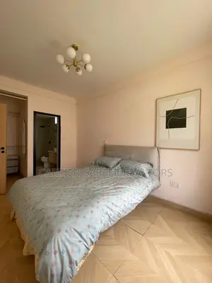 3bdrm Apartment in Gateway Mall Area for sale