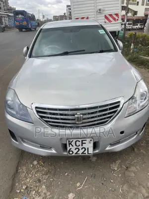Toyota Crown 2008 Silver