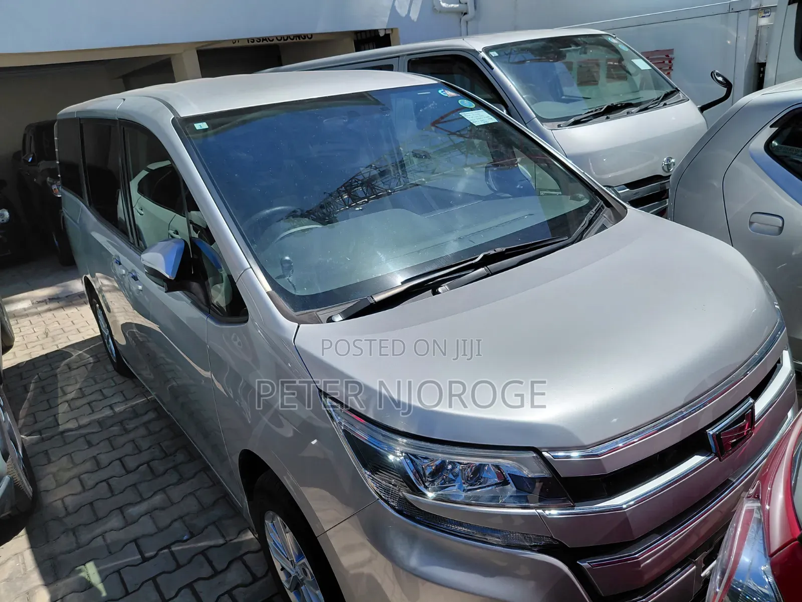 Toyota Noah 2019 Silver