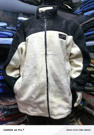 Quality Casual Woollen Zipper All Weather Unisex Sweater