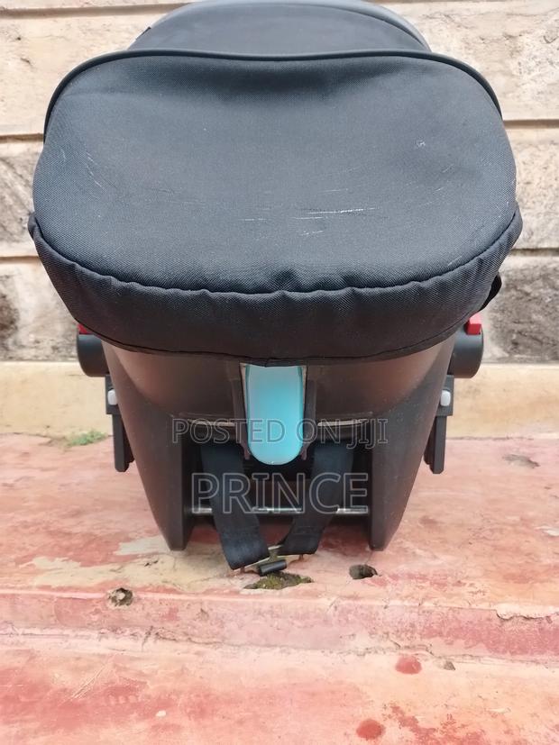 Baby Car Seat - thumbnail 4