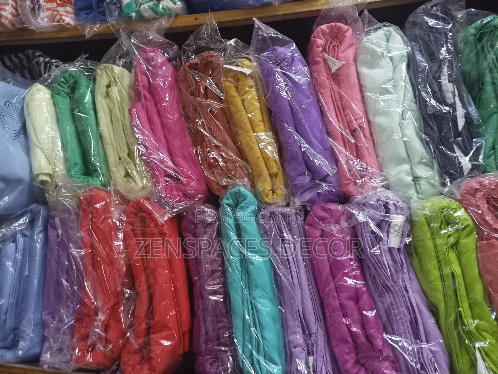 Bedsheet Complete With 2 Sheets 4 Pillowcases