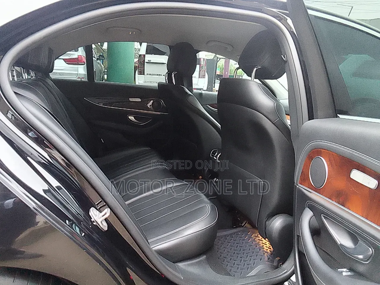 Mercedes-Benz E400 2017 Black