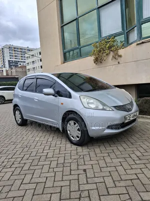Honda Fit Automatic 2008 Silver