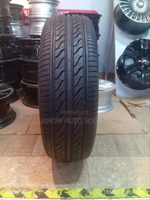 Double King Dk318 215/65r16 Tire - Quiet Touring Tread Design