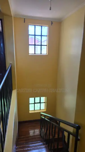 4bdrm Mansion in Lukenya for sale