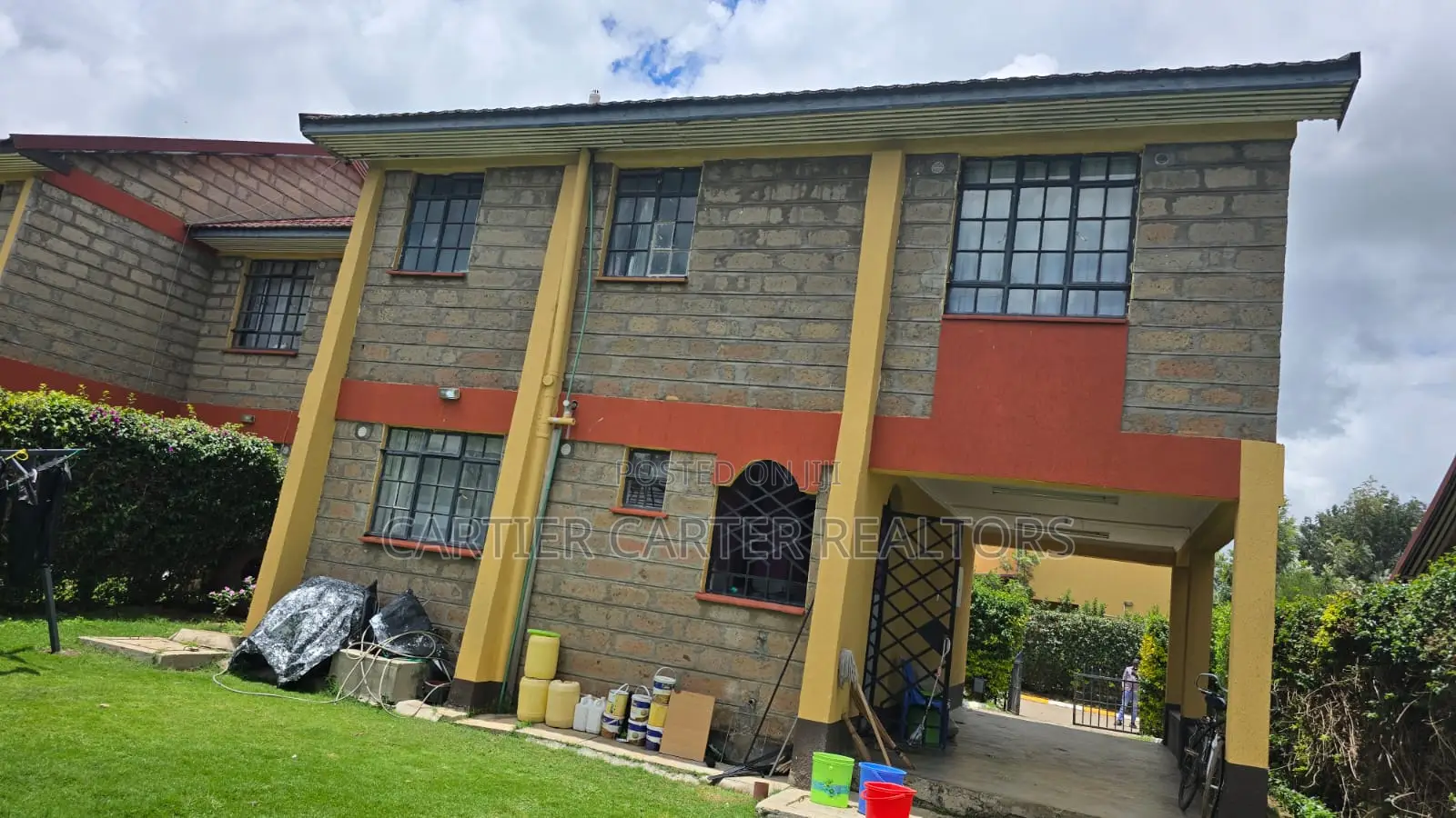 4bdrm Mansion in Lukenya for sale