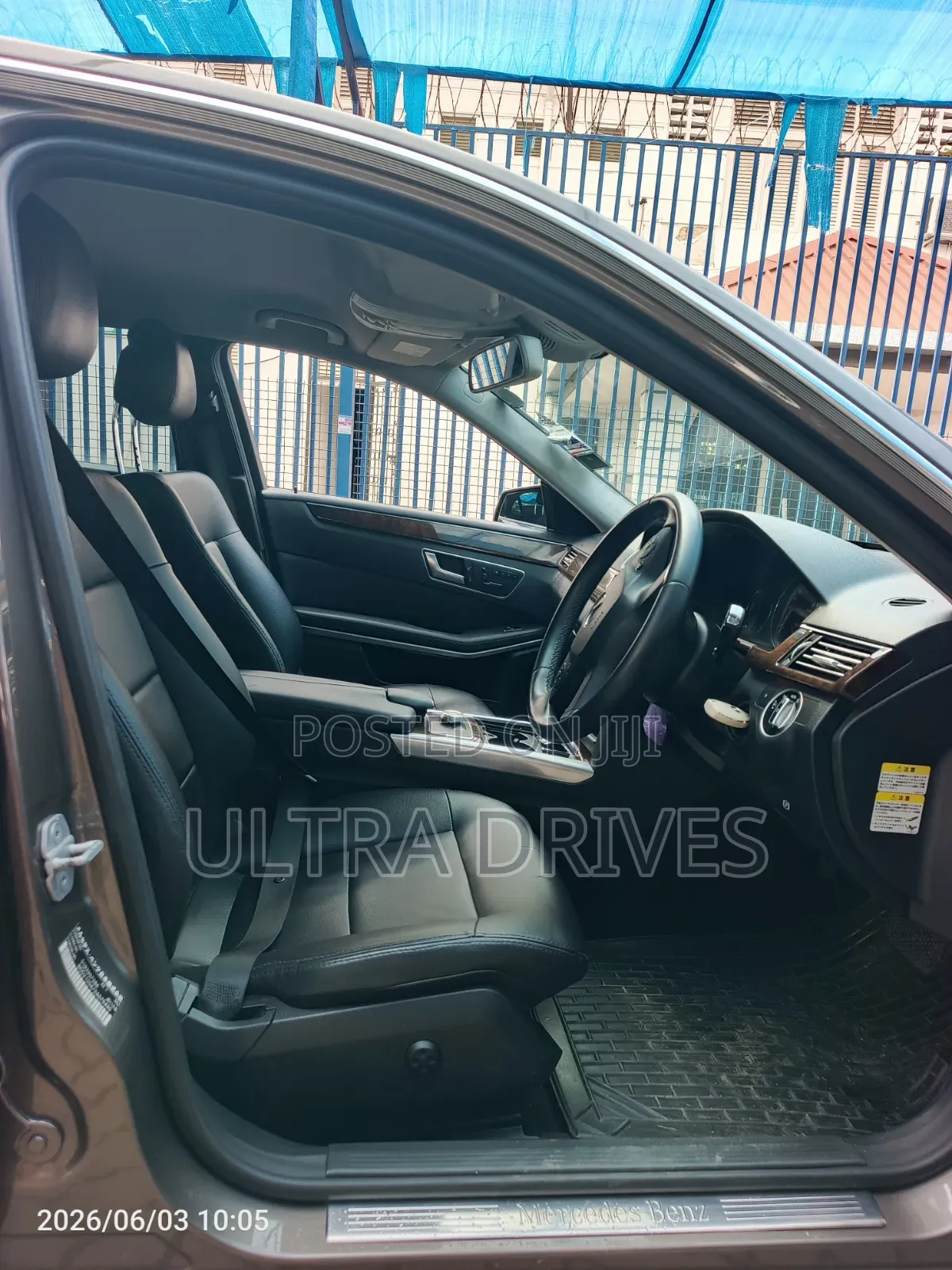 Mercedes-Benz E250 2013 Brown