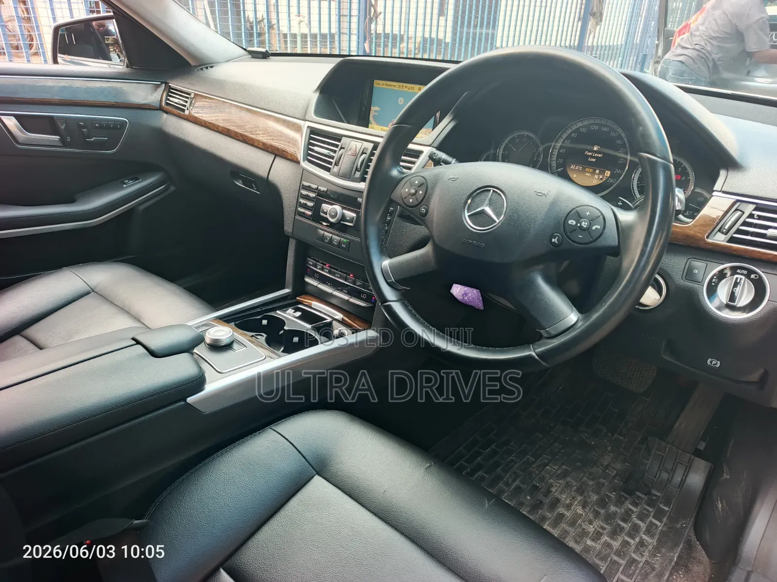 Mercedes-Benz E250 2013 Brown