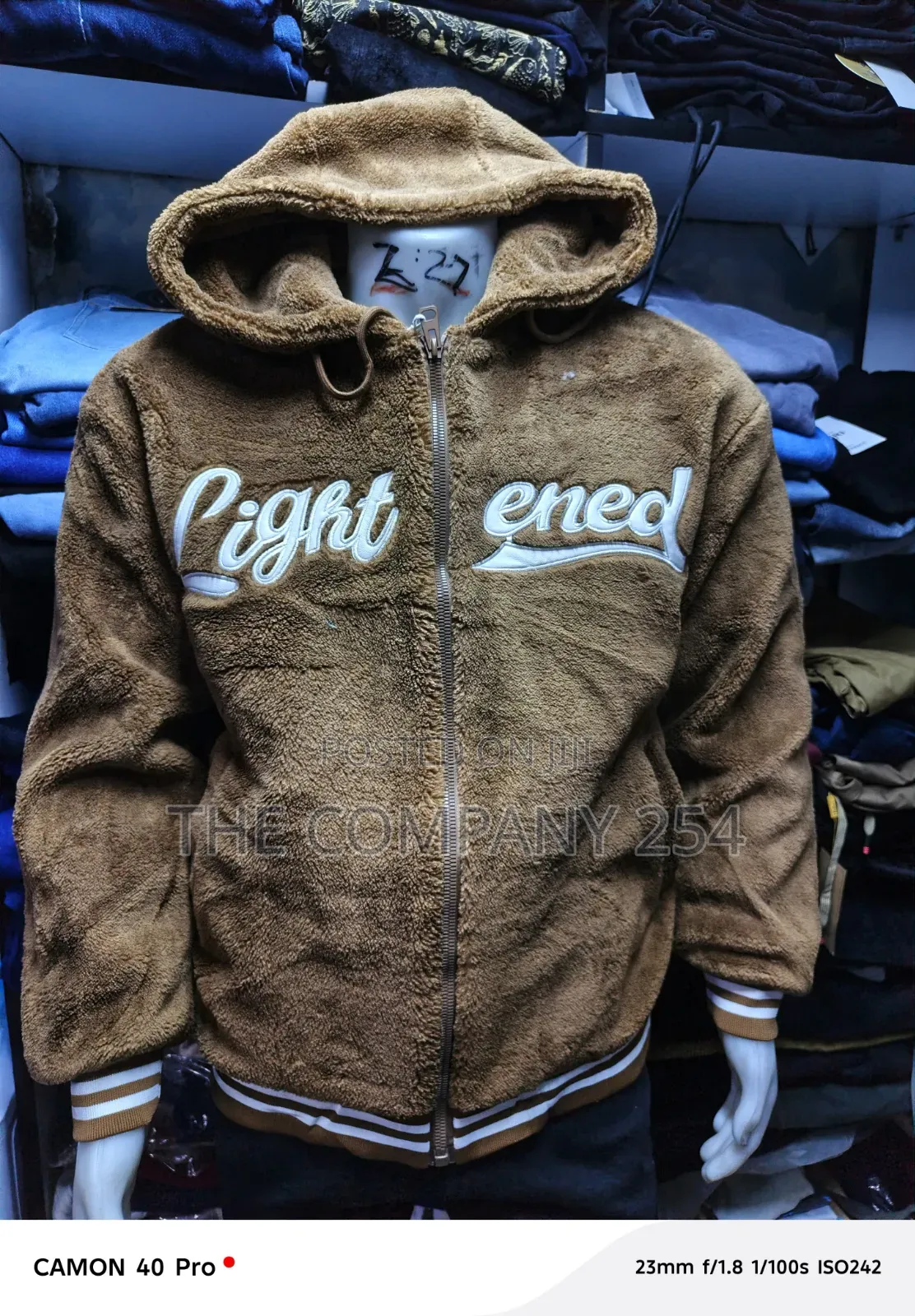 Quality Casual Woollen Zipper Allweather Fleech Sweater Available