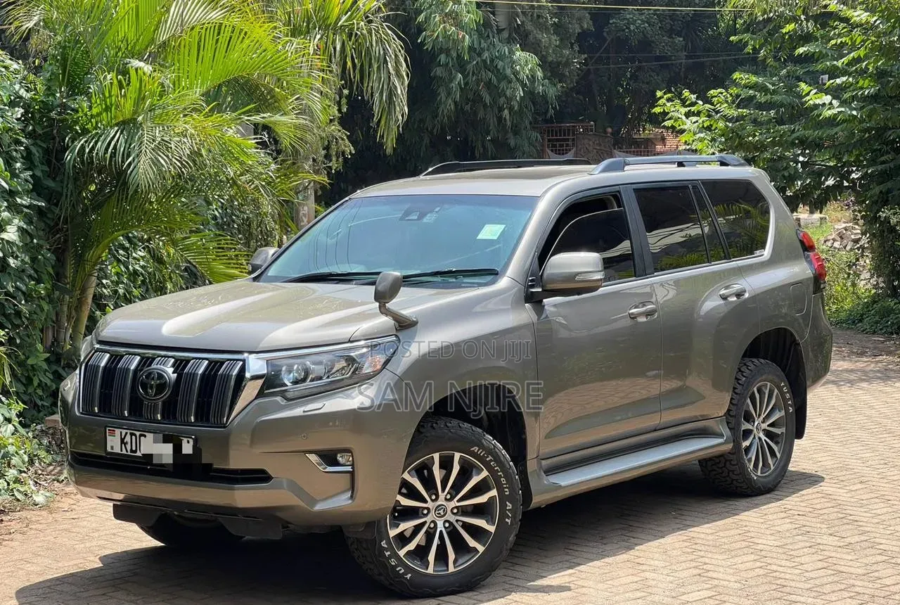 Toyota Land Cruiser Prado 2.7 2018 Gray