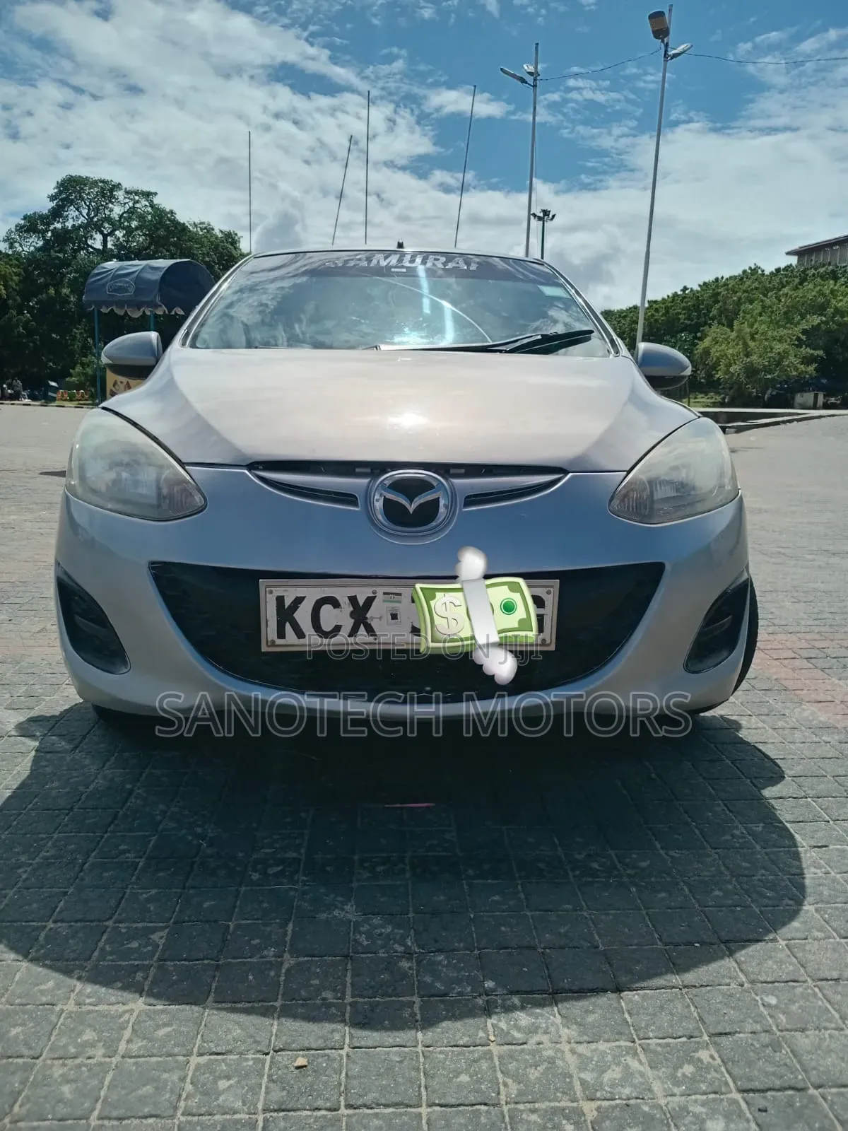 Mazda Demio 2012 Silver