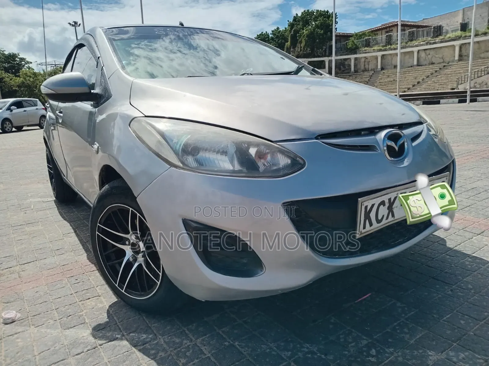 Mazda Demio 2012 Silver