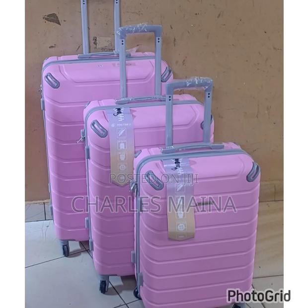 3 in 1 Luxurious Fibre Suitcase - thumbnail 2