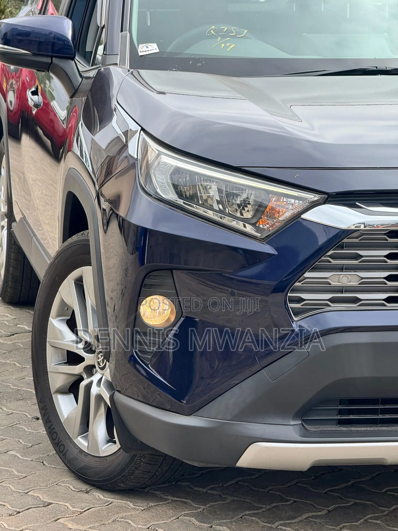 Toyota RAV4 2019 Blue