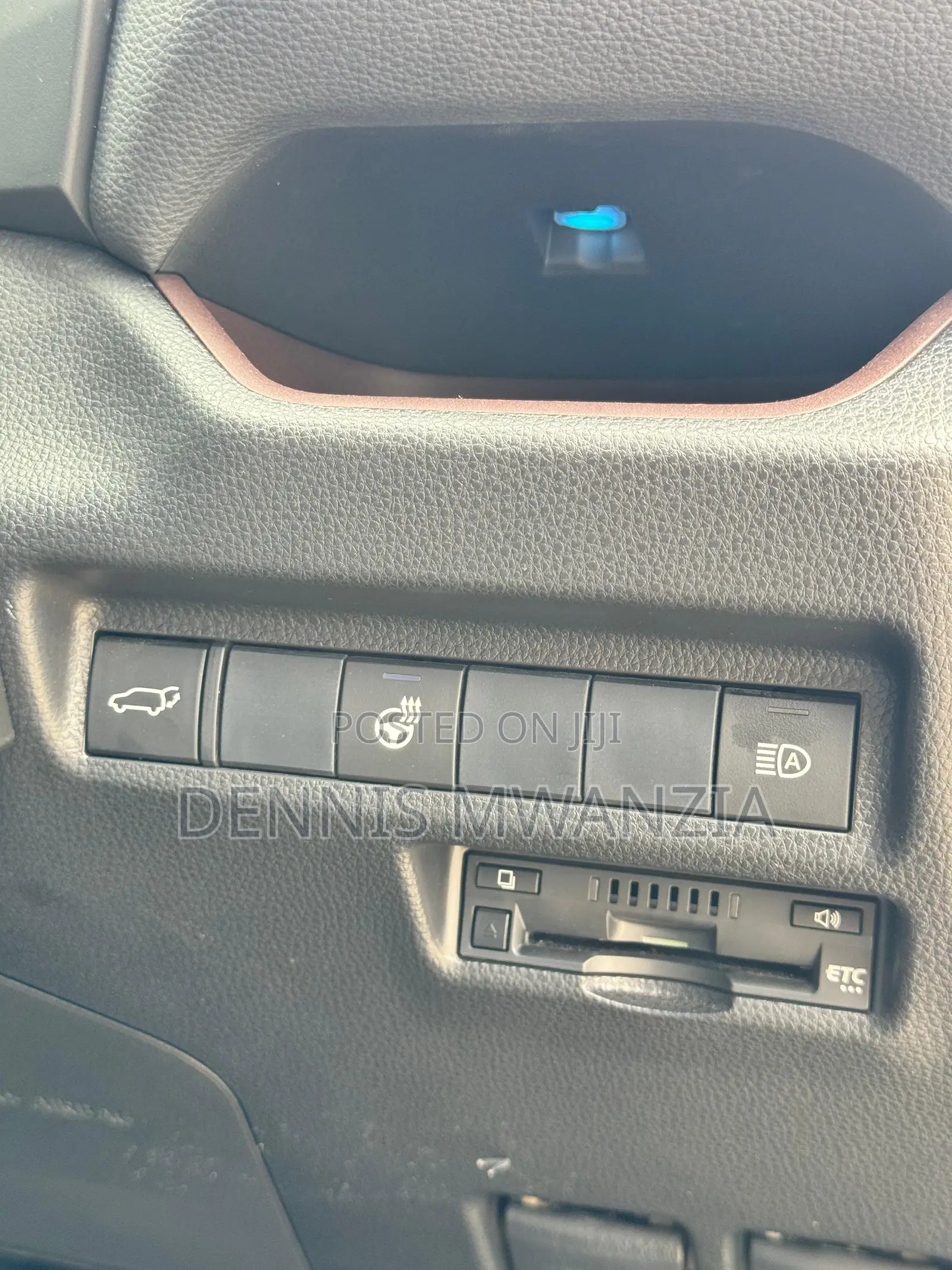 Toyota RAV4 2019 Blue