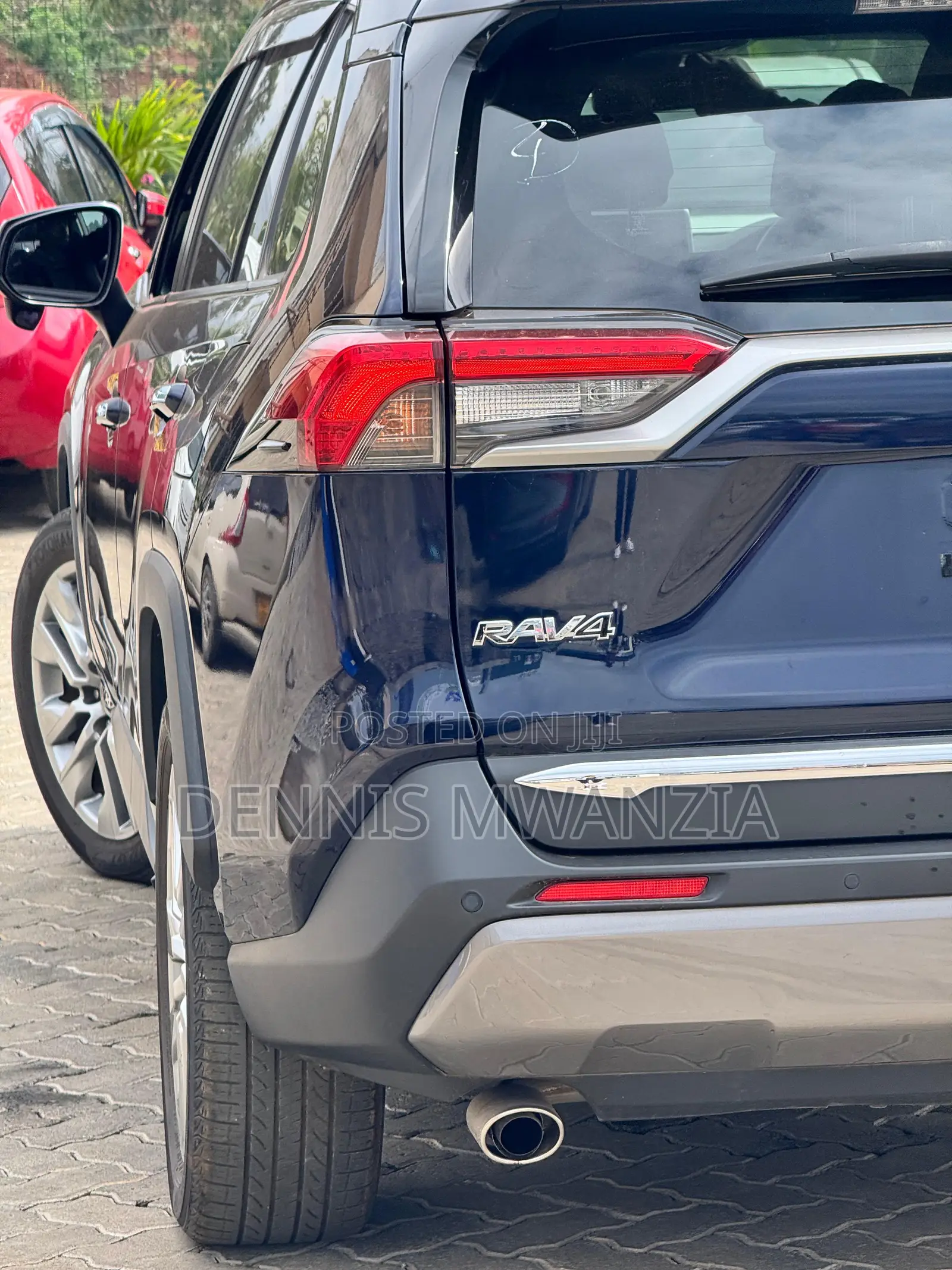 Toyota RAV4 2019 Blue