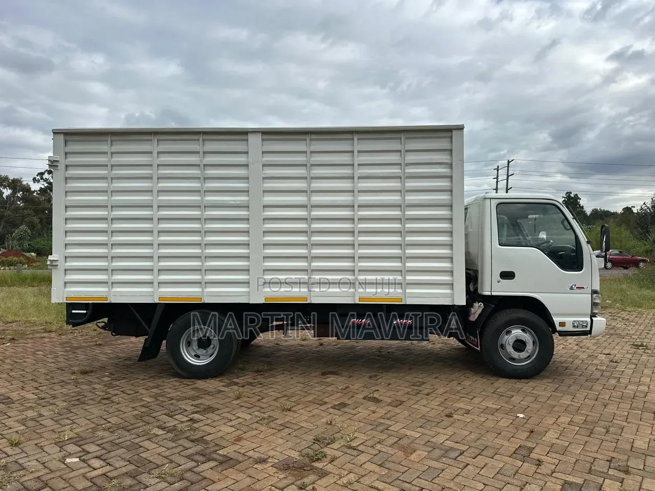NPR Lorry Isuzu