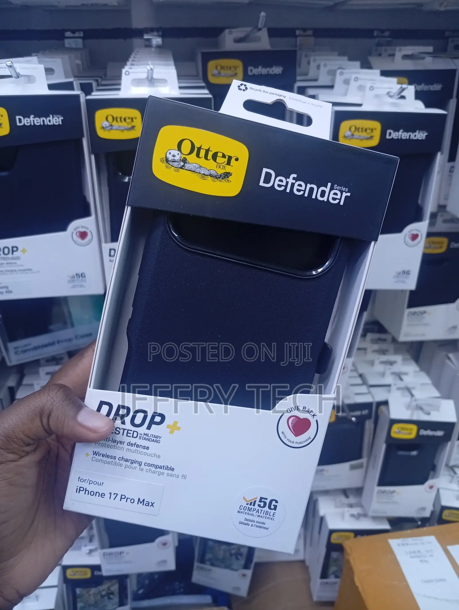 iPhone 17 Pro Max Forro Otterbox Defender Cover