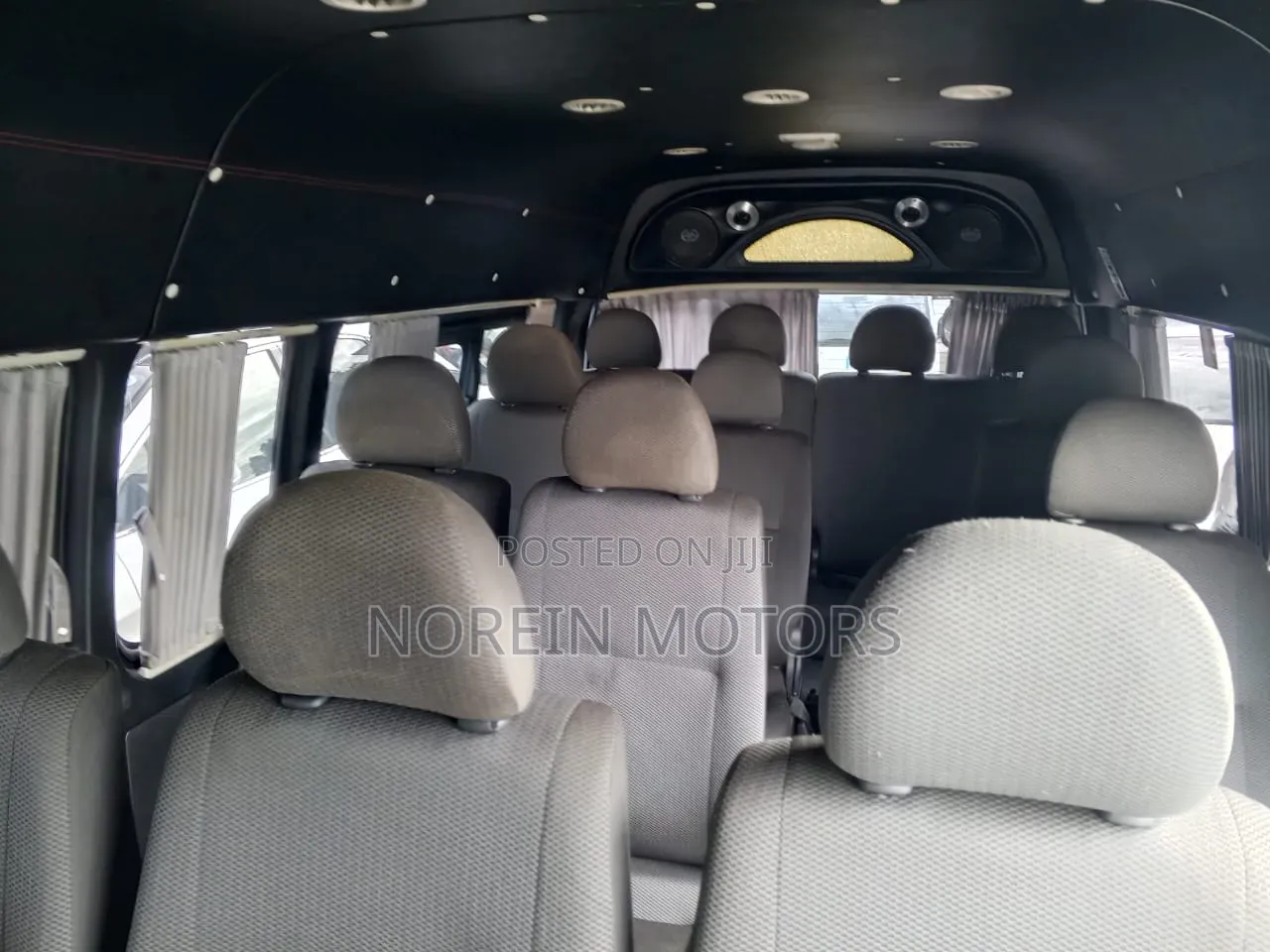 Toyota HiAce 2018 Silver