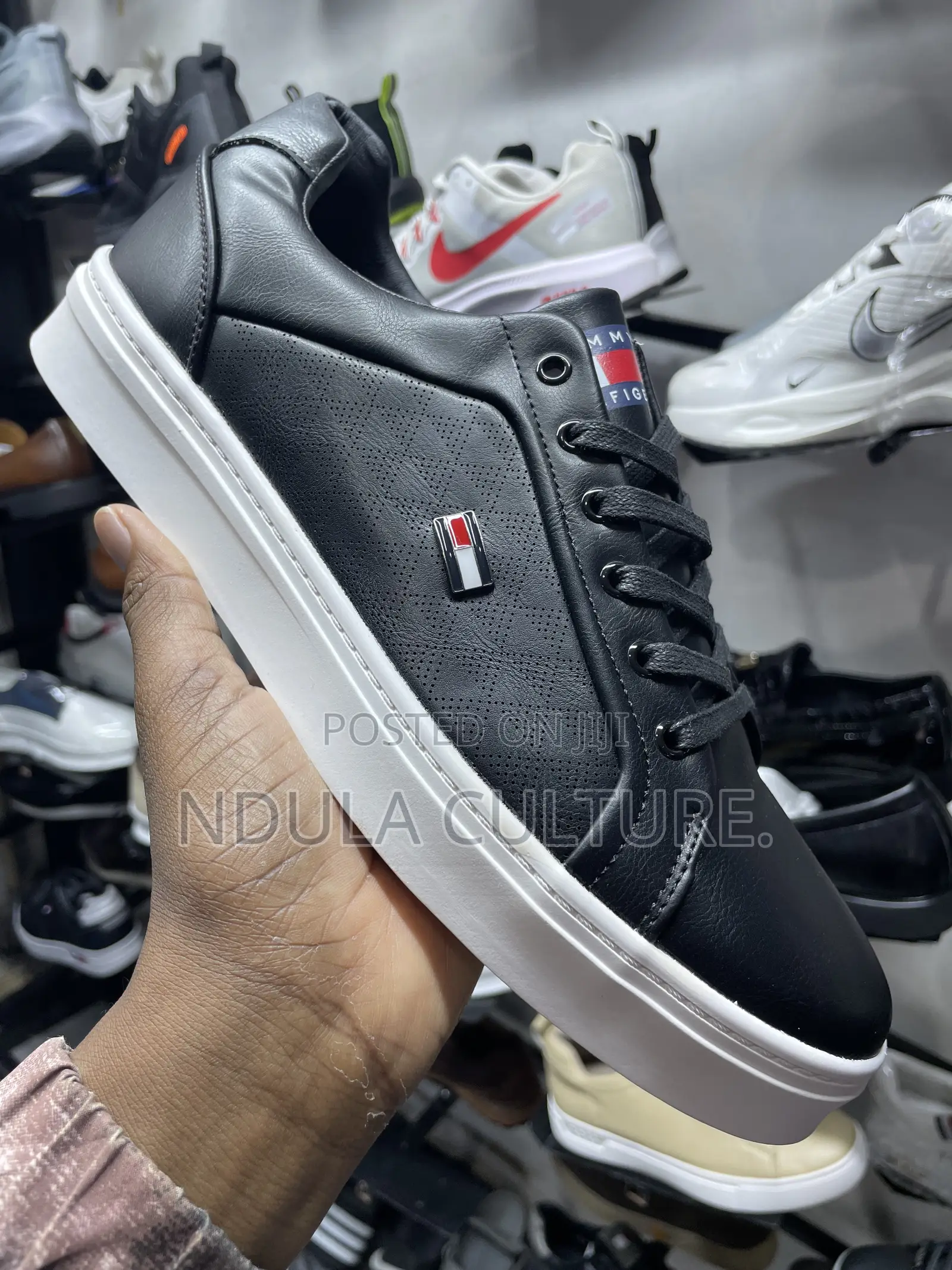 Classic Tommy Shoes