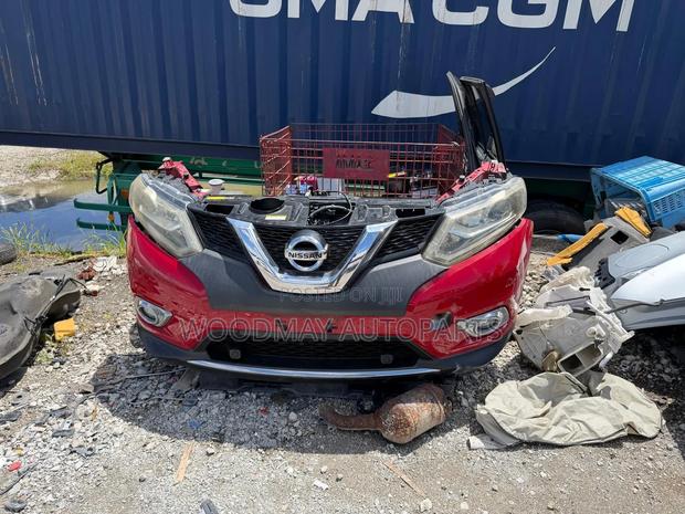 Nissan X-Trail Nt32 Nosecut
