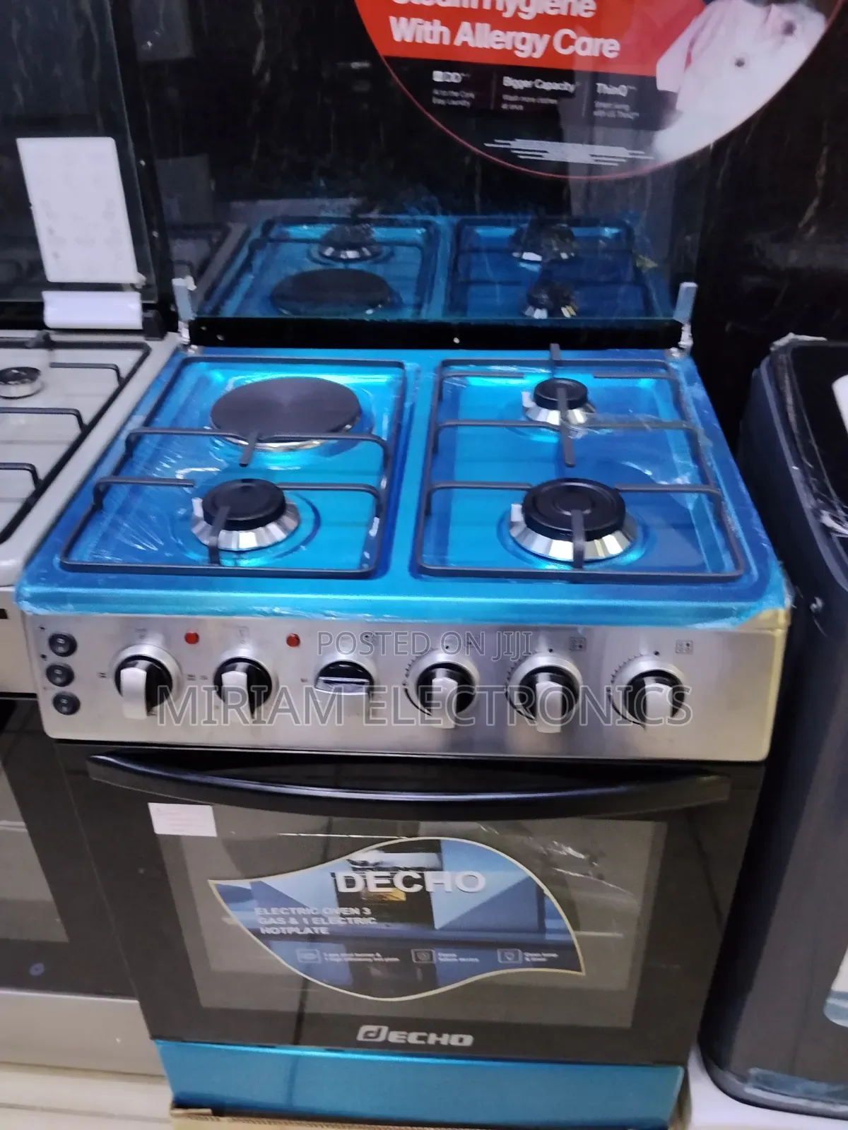 Decho 60 by 60 3gas and 1 Electric Cooker