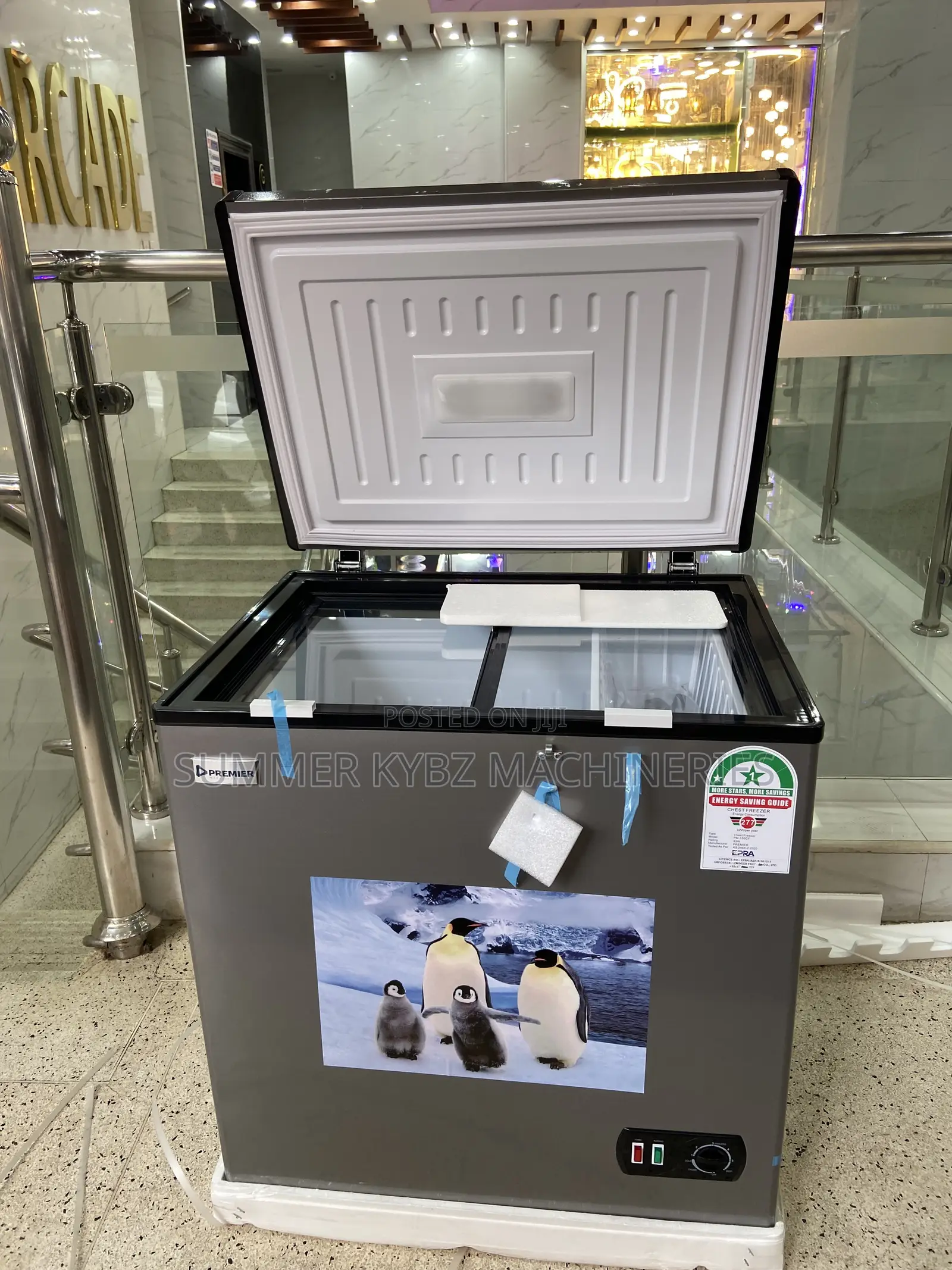 Premier Chest Freezer 150 Litres
