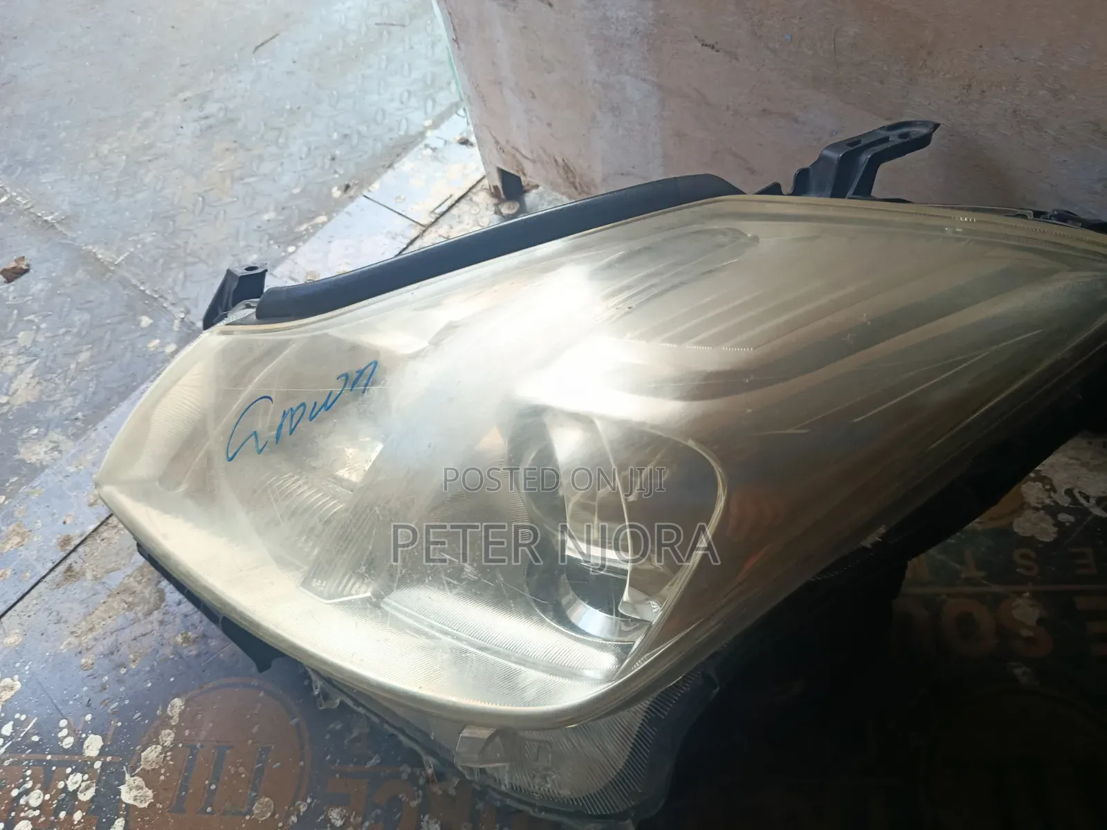 Crown 2008 Zenon Headlights