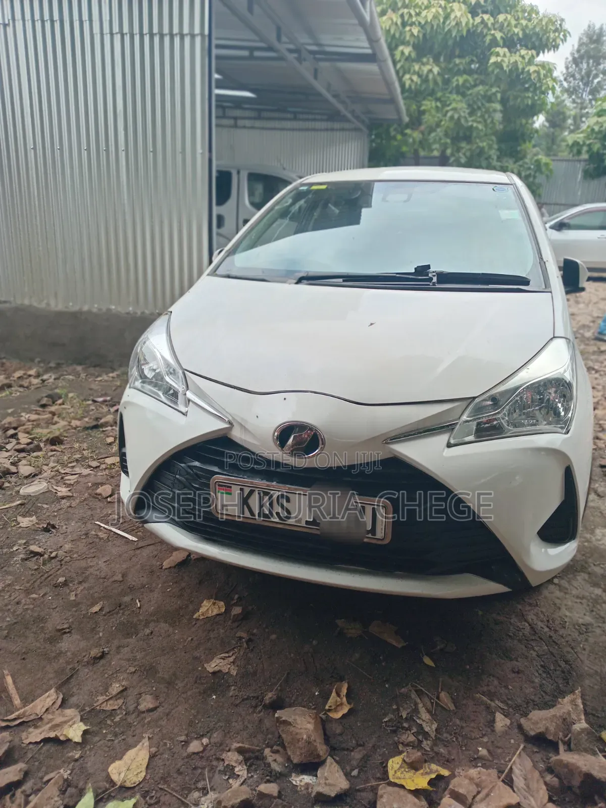 Toyota Vitz 2017 White