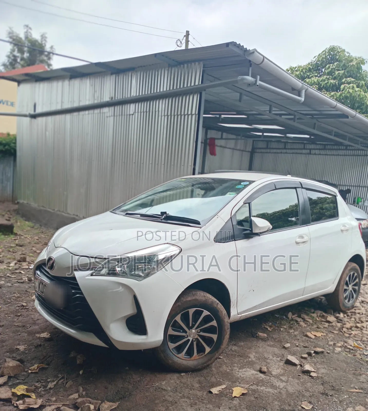 Toyota Vitz 2017 White