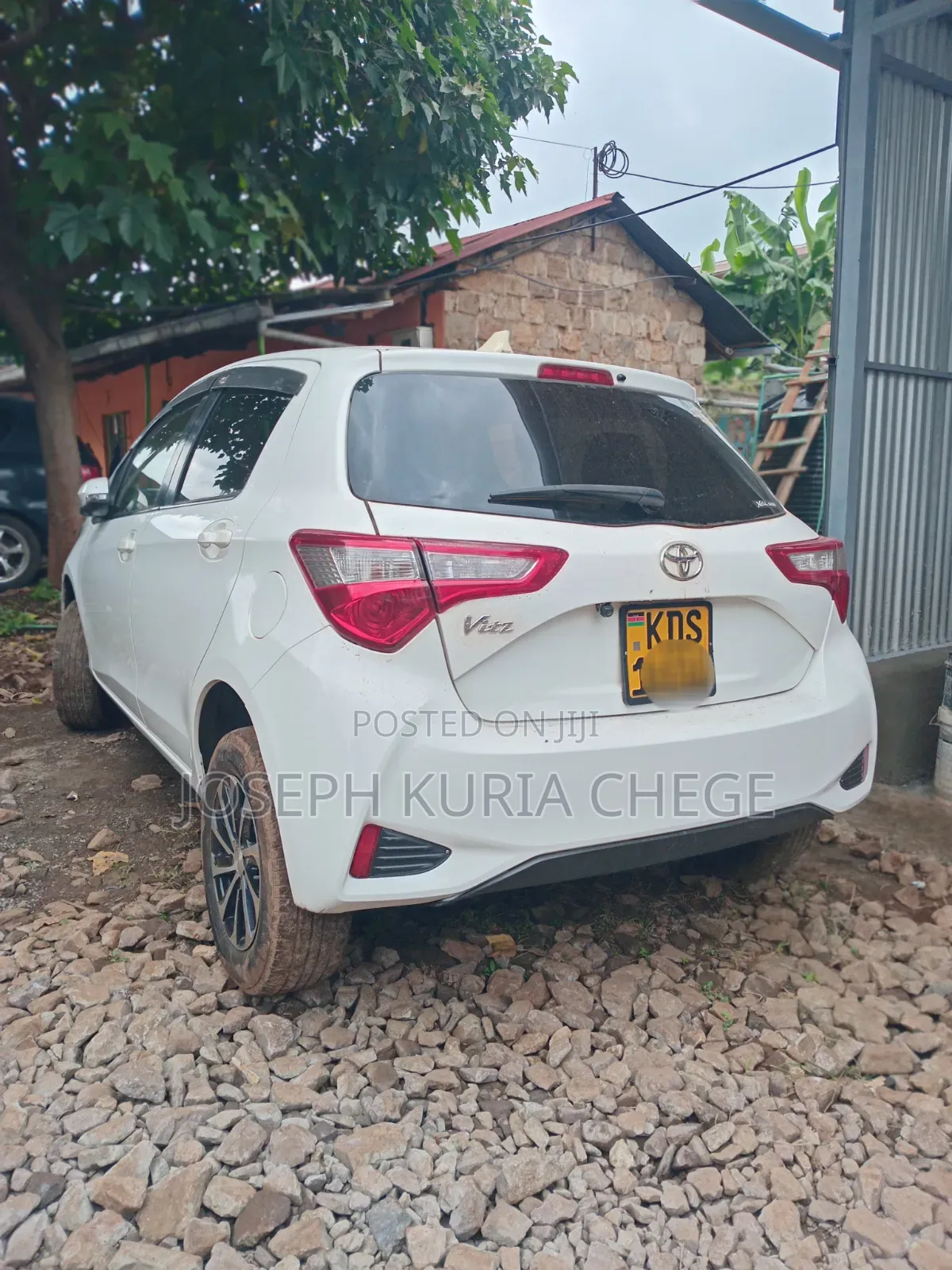 Toyota Vitz 2017 White