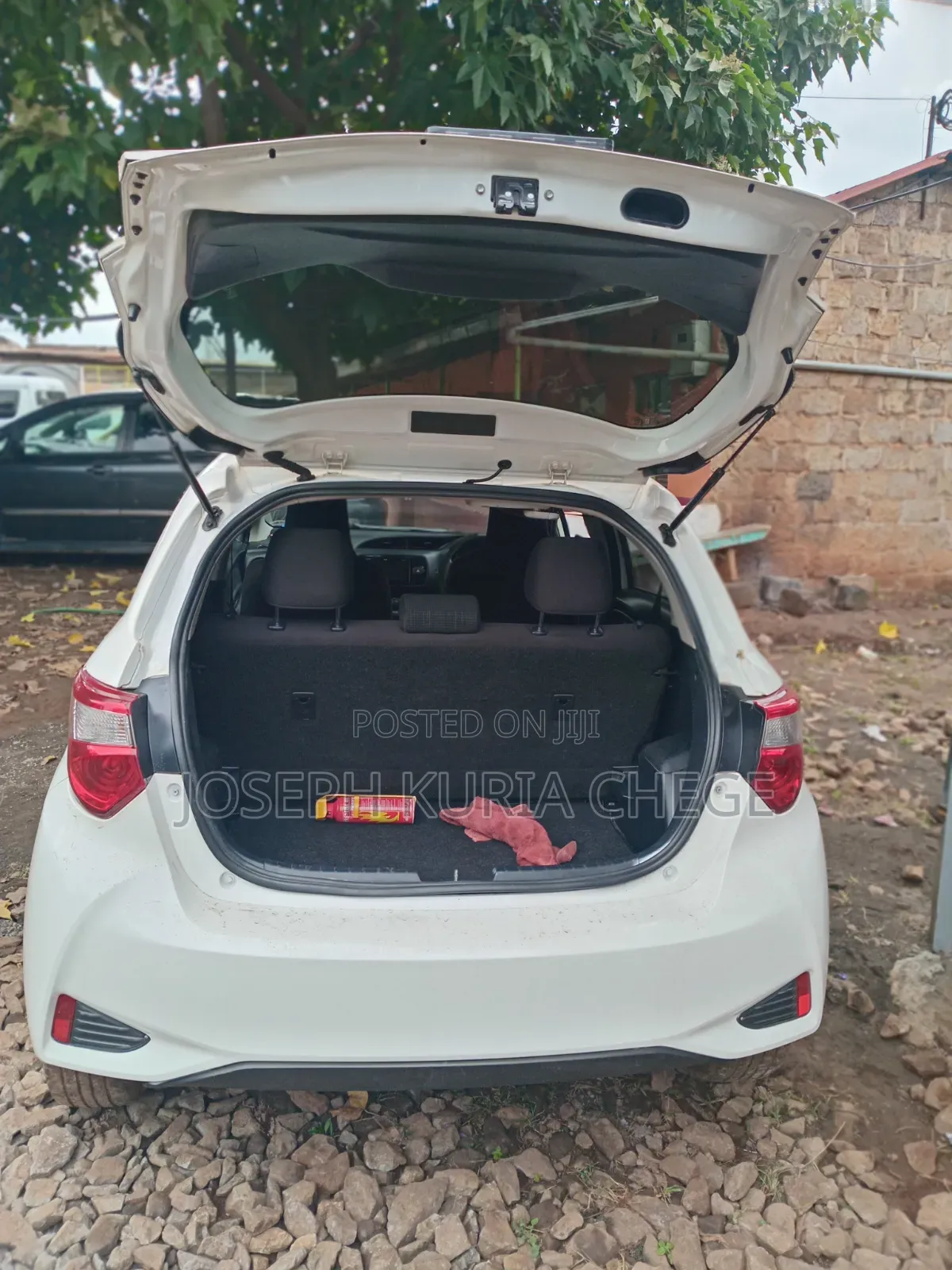 Toyota Vitz 2017 White