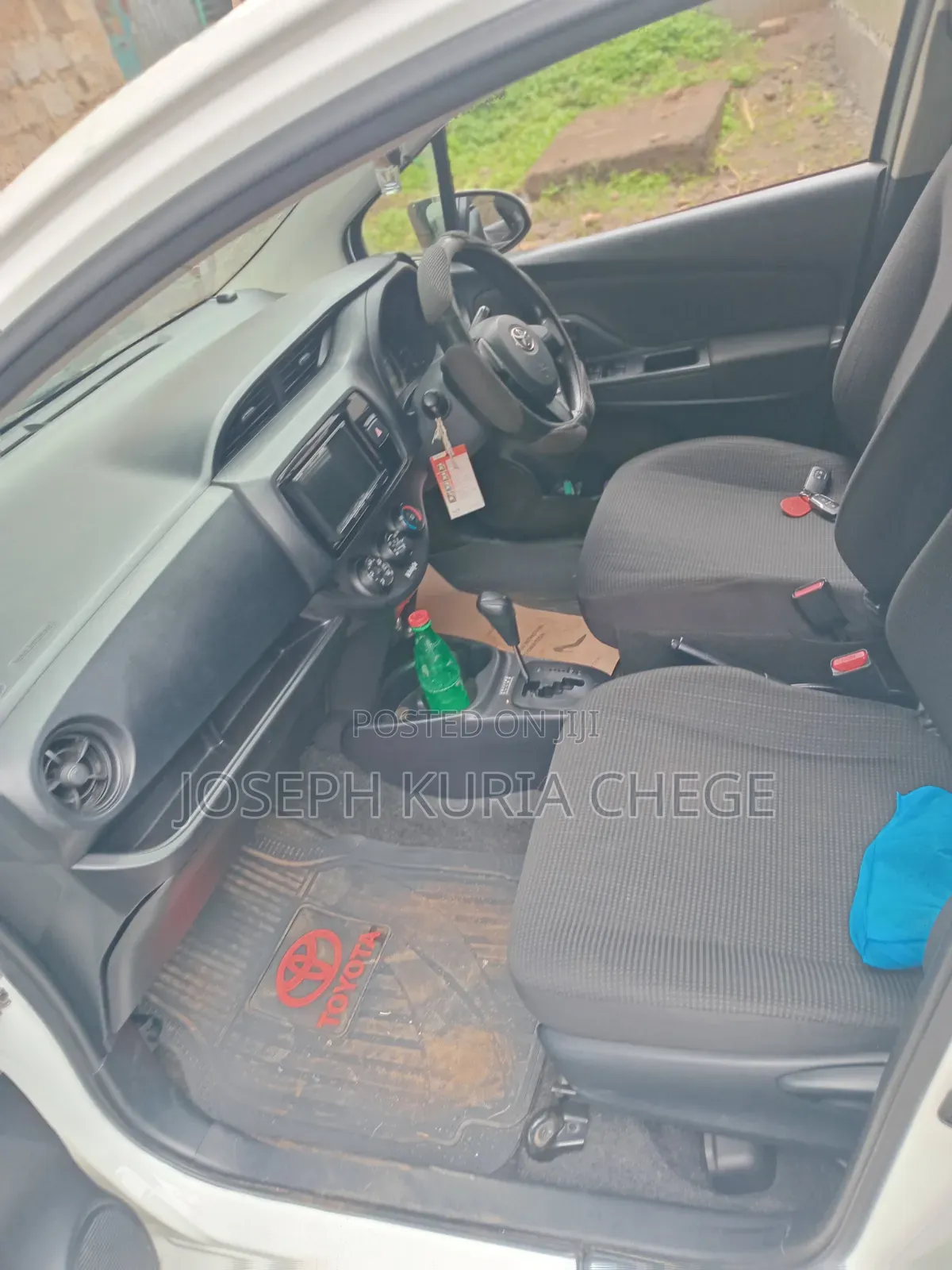 Toyota Vitz 2017 White